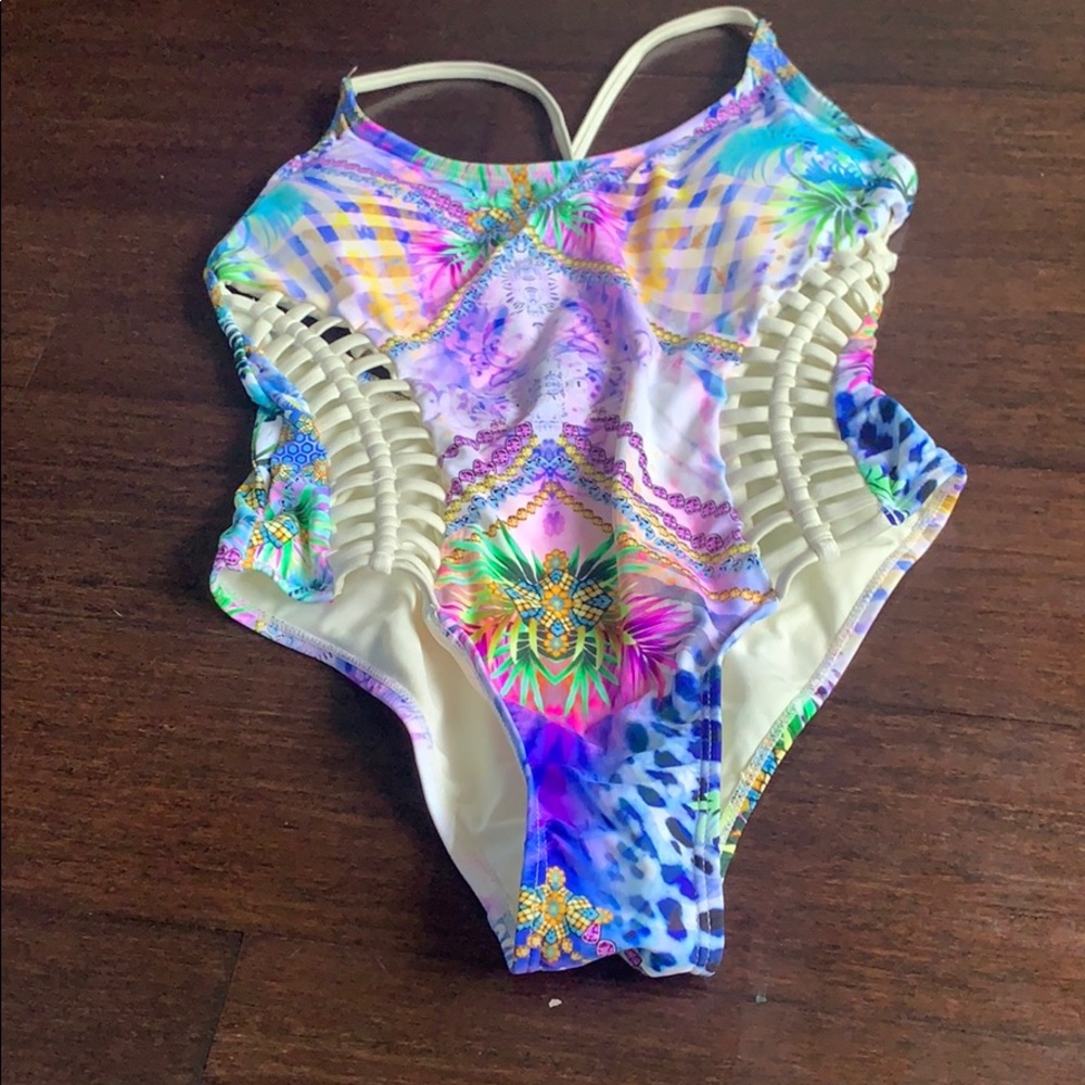 one piece swim suit